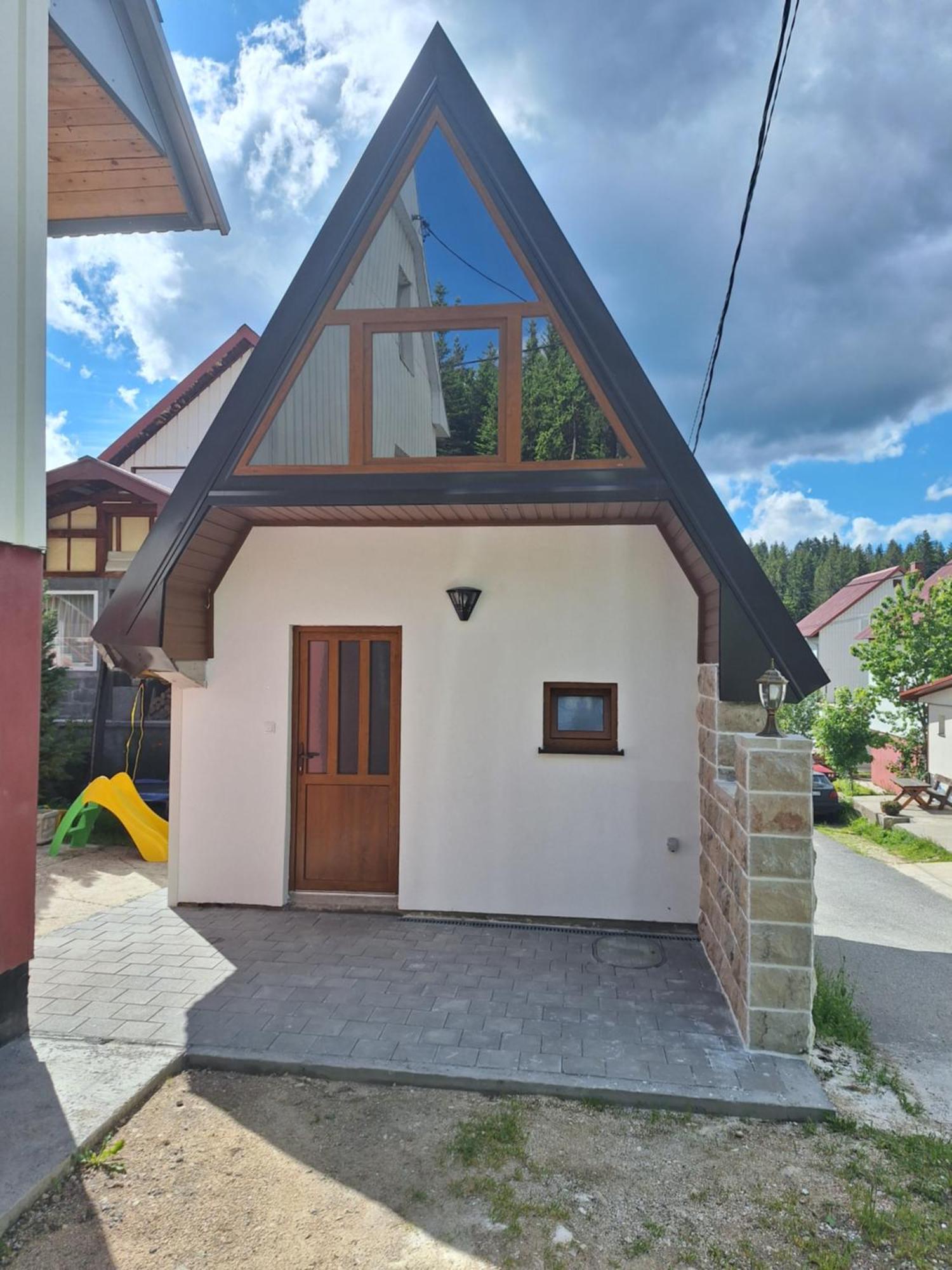 Bungalow Kalina Zabljak  Luaran gambar